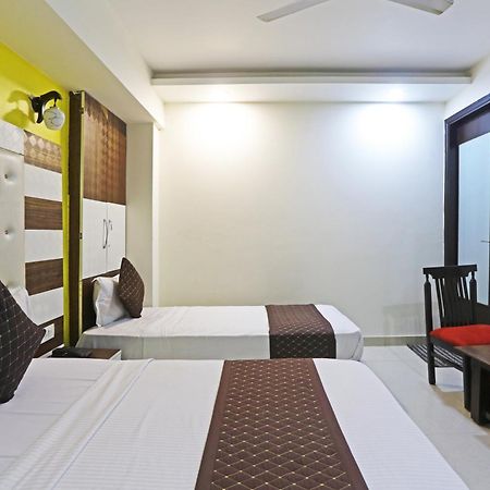 Hotel Star Inn-Near Delhi Airport New Delhi Buitenkant foto