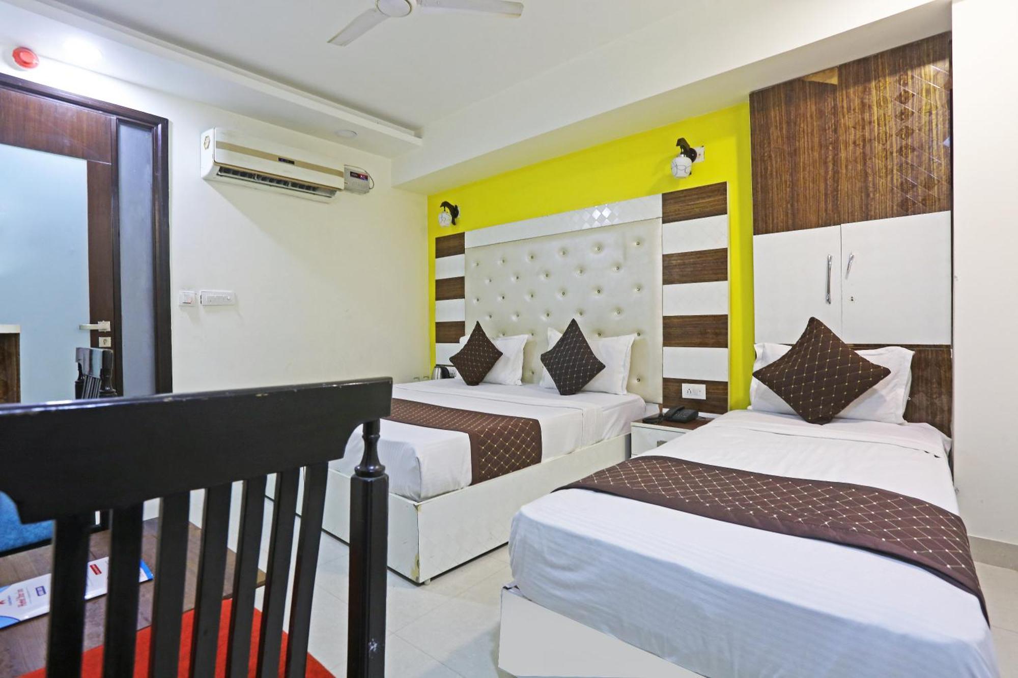 Hotel Star Inn-Near Delhi Airport New Delhi Buitenkant foto