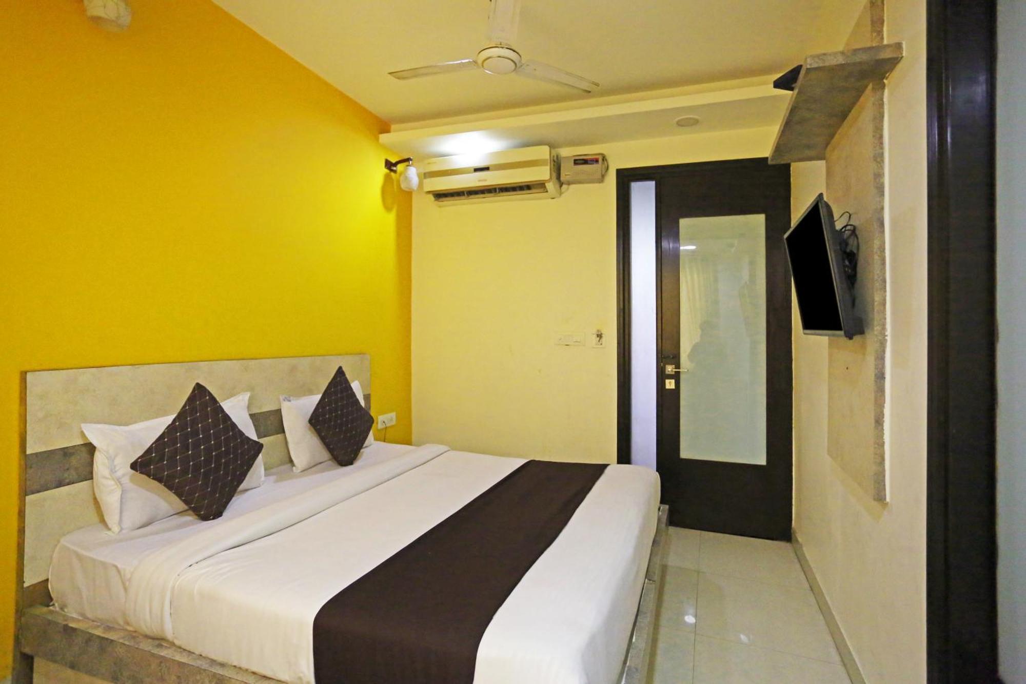 Hotel Star Inn-Near Delhi Airport New Delhi Buitenkant foto