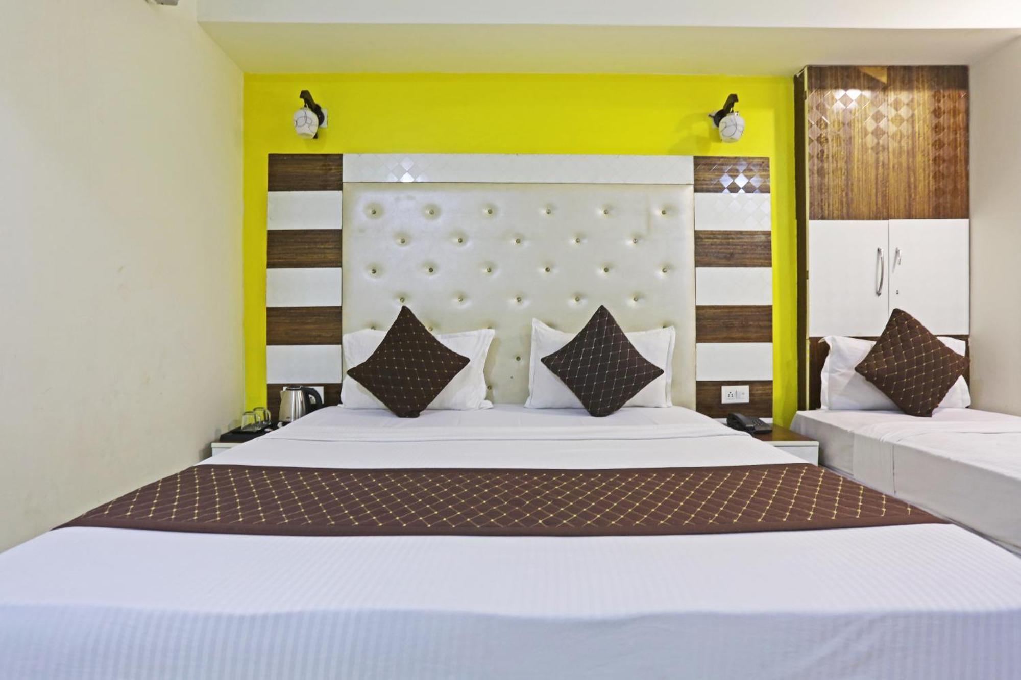 Hotel Star Inn-Near Delhi Airport New Delhi Buitenkant foto