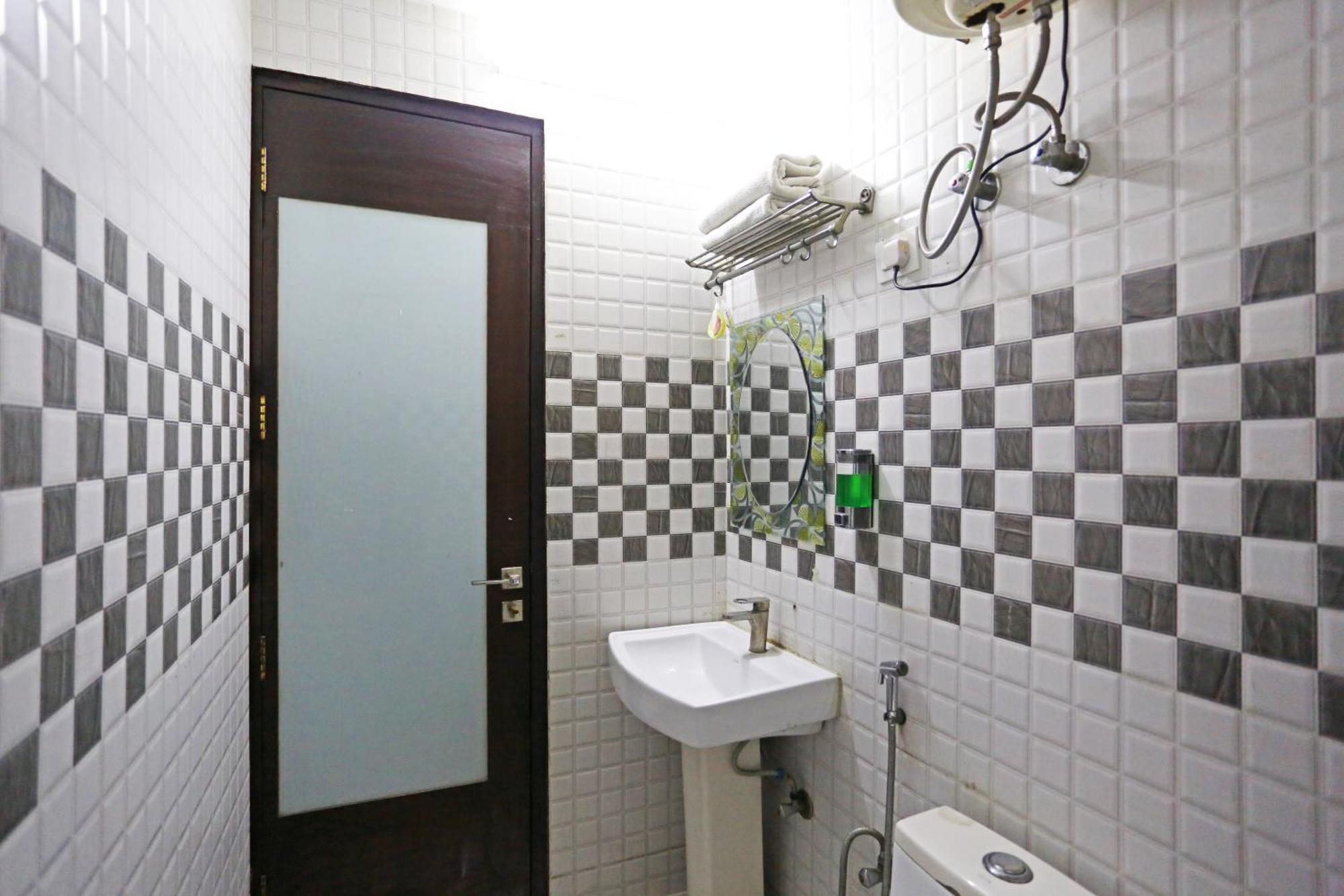 Hotel Star Inn-Near Delhi Airport New Delhi Buitenkant foto